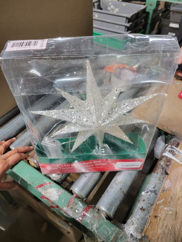 Photo 1 of 11-Light 12-Inch Battery-Operated LED Bethlehem Star Treetop