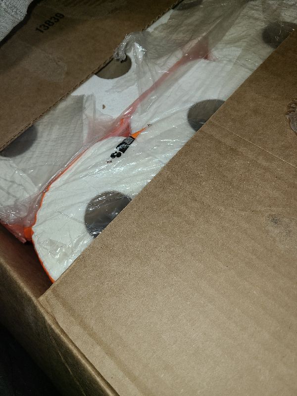 Photo 1 of Amazon Basics 2-Ply Flex-Sheets Paper Towels, 10Basics Rolls = 40 Regular Rolls, Everyday Value with 150 Sheets per Roll, Packaging May Vary