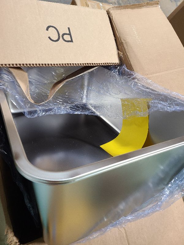 Photo 1 of 2 Pack 8" Deep Large Litter Box Stainless Steel Cat Litter Box Metal Litter Box Easy to Clean,Non-Stick Kitty Litter Box,Suitable for Indoor and Outdoor Pet Cats (2-Large)