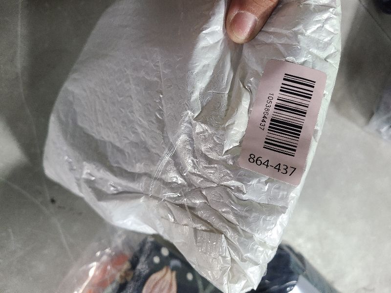 Photo 1 of 100 Pcs Cute Eraser for Kids Bulk Kawaii Erasers for Classroom Fun Erasers for Back to School Supplies Kid Party Favors Gift