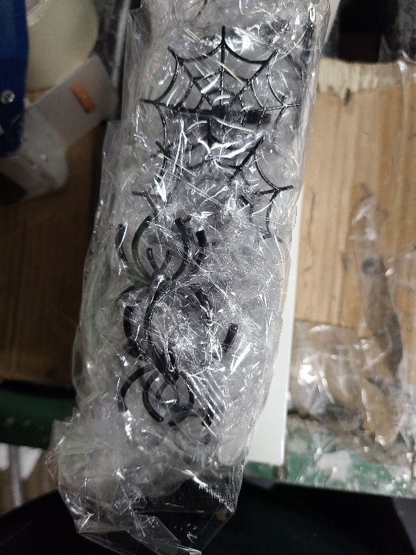 Photo 1 of 12 Pieces Spider Napkin Rings Halloween Napkin Ring Spider Web Napkins Rings Set Metal Spooky Napkins Holder Serviette Buckle Party Supplies for Halloween Dinning Costume (Black,Without Rhinestone)