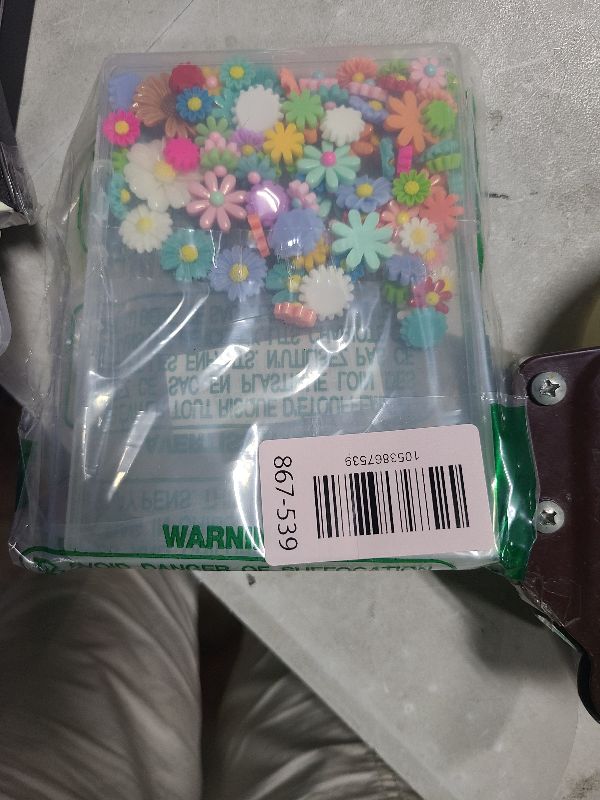 Photo 1 of 100 Flatback Resin Daisy Flowers for Craft DIY Flower Cabochons for Jewelry Making Scrapbooking Embellishments Mixed Color Sunflower Resin Slime Charms Hair Clip Phone Case Decor