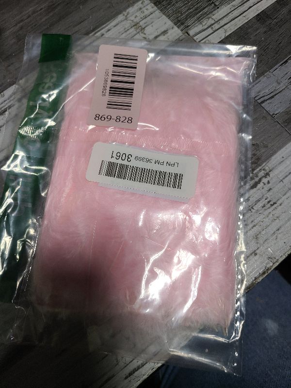 Photo 1 of 100pcs Turkey Flat Feathers Fluffy Feathers Fringe Trim Colorful Dyed Feather for Crafts Decoration Accessories 3.9-5.9inch (Light Pink)