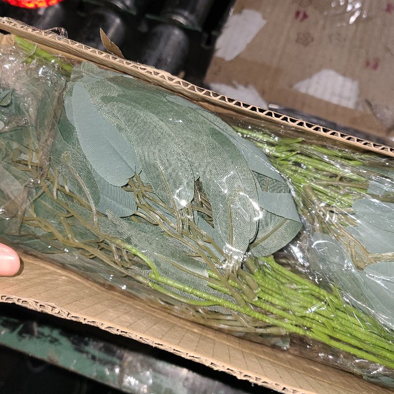 Photo 1 of 120 Pcs 4 Kinds Mixed Artificial Eucalyptus Leaves Stems Bulk Fake Silver Dollar Eucalyptus Bundle Faux Plants Greenery for DIY Bouquets Floral Arrangement Wedding Engagement Party Decor (Green)