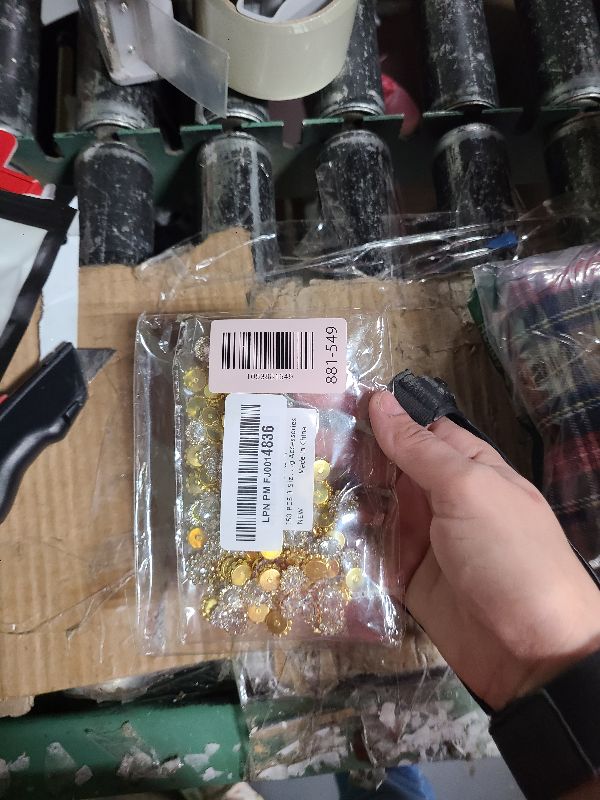 Photo 1 of 150 Pcs 10/12/14 MM Sew on Rhinestones for Bedazzling,White Crystal Glass Flatback Rhinestones for Crafting,Flower Big Gems Large Rhinestone for Clothes Fabric Decor Christmas Thanksgiving Gift