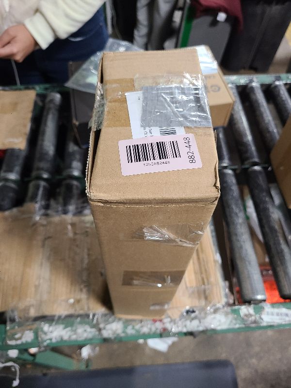 Photo 1 of 108pcs Carnation Head Flowers with Stem - White Artificial Flowers Carnation Bulk - 3.5" White Silk Carnation Fake Flower for Wedding Bouquet Decor DIY Baby Shower Centerpieces Grad Party Tables Decor