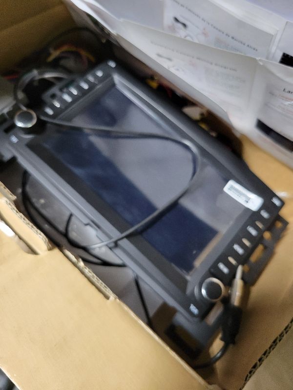 Photo 1 of [2+64G] Car Radio for Pontica G6 (2005-2008)/ Torrent 2006, Chevy Equinox (2005-2006)/ Malibu, 2 Din Car Srereo with Wireless Carplay/Android Auto, Steering Wheel Controls/AHD Camera/FM/App Store