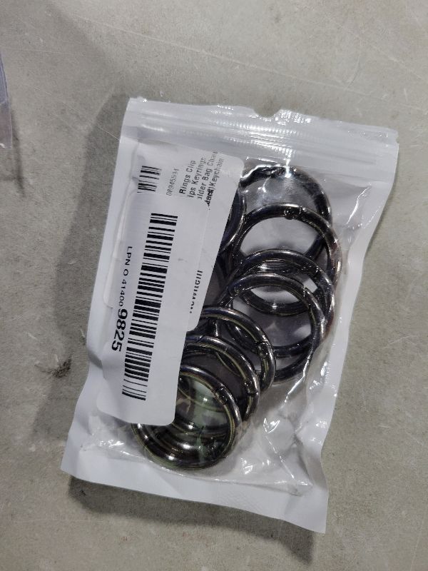 Photo 1 of 10Pack 1 Inch Metal Spring O Rings Clip Keychain, Round Carabiner Clips Keyrings Snap Hook Buckle, Purse Shoulder Bag Chain Rings Clip Replacement Paracord Keychain Lanyard Leather DIY Crafts (Black)