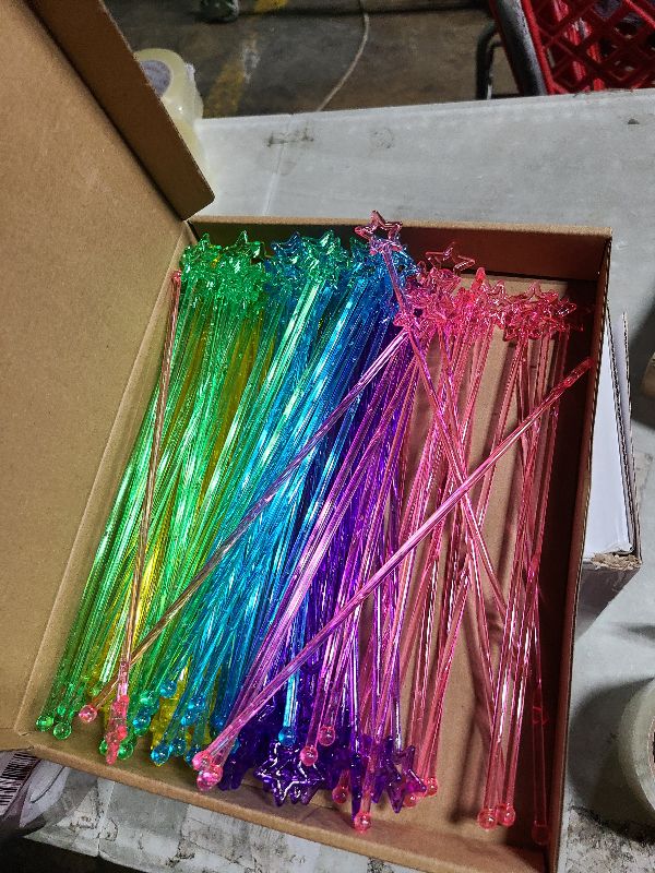Photo 1 of 100 Pieces 9.1 Inch Swizzle Sticks Cocktail Stirrers Plastic for Bar Disposible Plastic Star Top Crystal Swizzle Sticks (Multicolor)