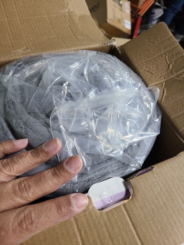 Photo 1 of 18 Piece Family Bath Towel Set Include 6 Bath Towels,6 Hand Towels and 6 Washcloths Soft Bathroom Towel with Hanging Loops,Highly Absorbent Quick Dry Towels Set for Bathroom,Hotel and Spa-Grey