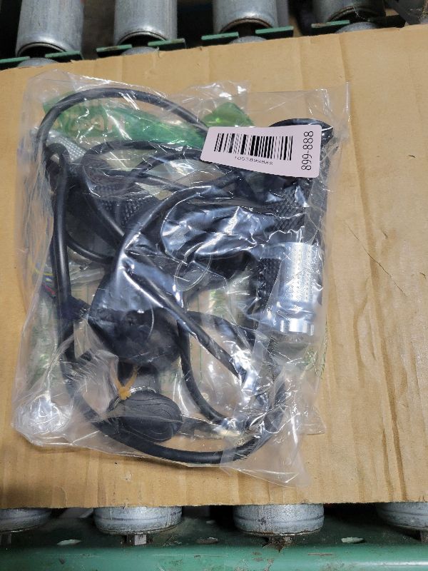 Photo 1 of 1 Pair EBike Throttle Grip,Electric Bicycle Scooter Twist Handlebar with LCD Battery Voltage Display Key Knock, 12V-84V Electric Bike Throttle Grip for Motorbike Motorcycle E-Bike (Silver)