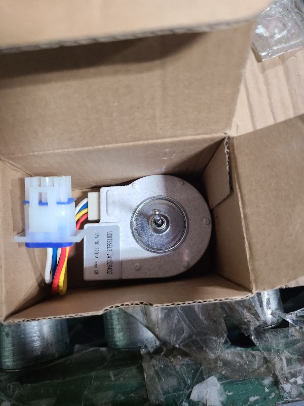 Photo 1 of 241509402 Evaporator Fan Motor by Seentech - Exact fit for Frigidaire Electrolux Refrigerator, Replace Part Number: PS1526073,AP3958808, 1196443, 241509401, 7241509402, AH1526073, EA1526073