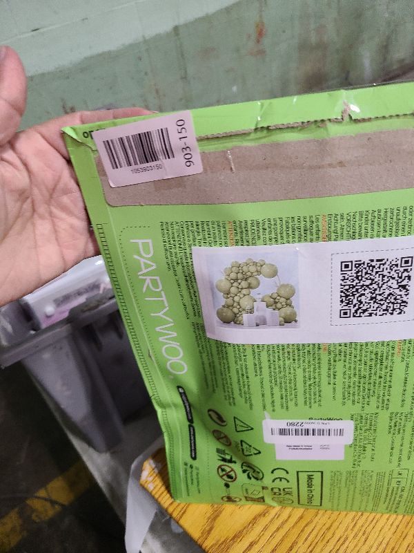 Photo 1 of *Missing Parts*
PartyWoo Sage Green Balloons 100pcs Different Sizes of 18 12 10 5 Inch Olive Boho Green Latex Balloon Arch Kit for Wedding Birthday Dinosaur Jungle Golf Football Theme Party Decorations Green-F11