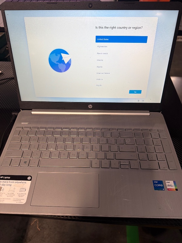 Photo 1 of ***MISSING PARTS***
HP 15 Slim Laptop in Galactic Silver Intel i5-1115G4 up to 4.1GHz 8GB RAM 256GB SSD 15.6in Full HD LCD Webcam WiFi HDMI Windows 11 (15-DYS - Renewed)