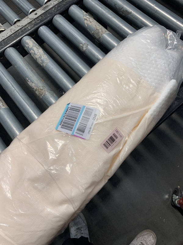 Photo 1 of (missing pieces) Amazon Basics Smart Box Spring Bed Base, 9-Inch Height Mattress Foundation, Tool-Free Easy Assembly