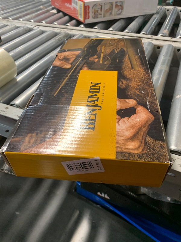 Photo 1 of ***DAMAGED - SEE NOTES/PICTURES***
Benjamin PBN17 Trail Mark II .177-Caliber NP Break Barrel Hunting Air Pistol