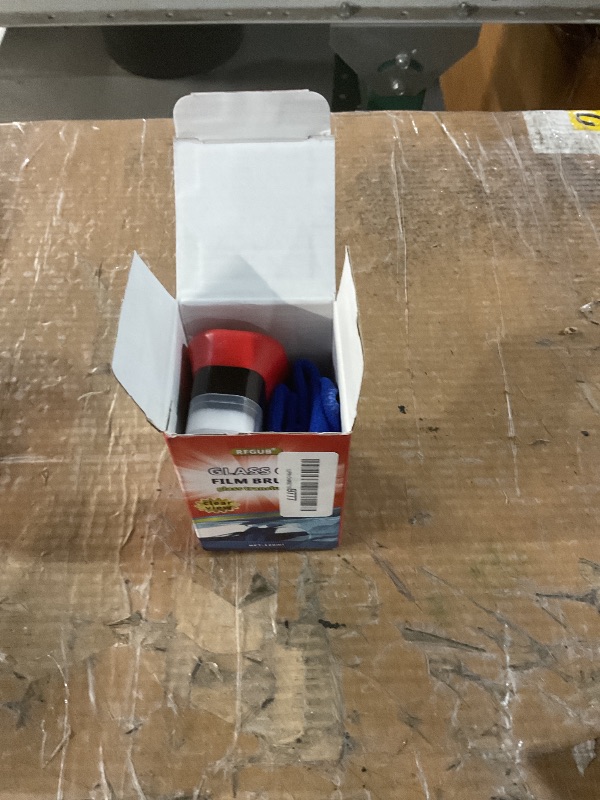 Photo 1 of (used)(only one) Automotive Oil Film Cleaning Brush New Glass