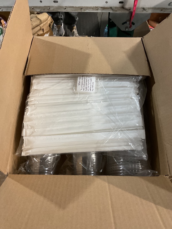 Photo 1 of (missing pieces) Dealusy 100 Pack - 16 oz Clear Plastic Cups with Lids and Straws, Sturdy & Food Safe Iced Coffee Cups