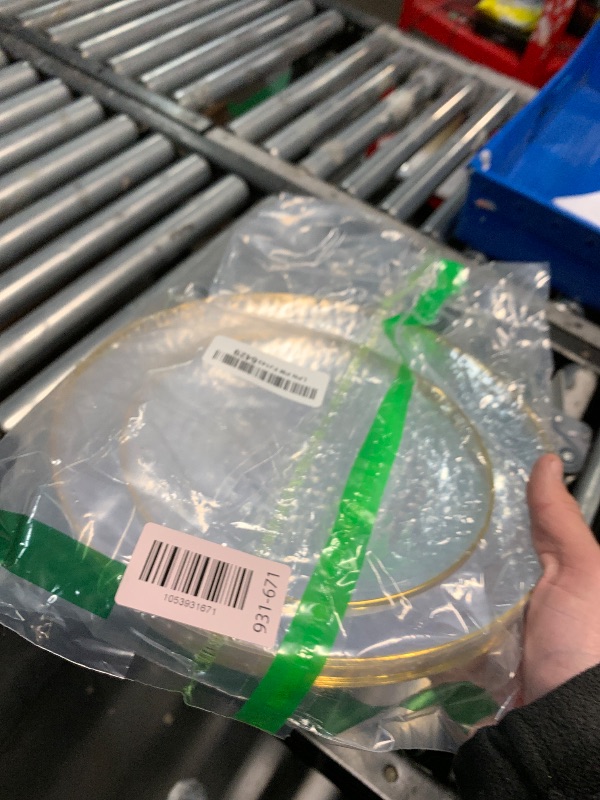 Photo 1 of Rubtlamp 60Pcs Clear Plastic Plates,Clear Disposable Plates With Gold Rim,Heavy-duty Gold Plates,Hammered Party Plates Include 30Clear Dessert-Platos,30Dinner-Platos for Wedding, Party&Christmas