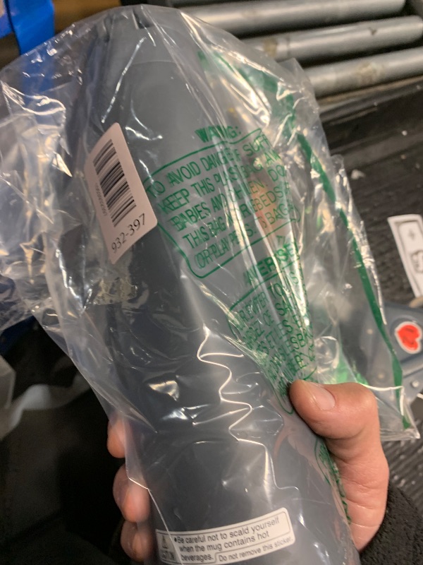 Photo 1 of ***DENTED SIDE***Zojirushi SM-VH95-HM GoCafe Insulated Stainless Steel Mug, 32-Ounce (.95 liter), PFAS-free & BPA-free