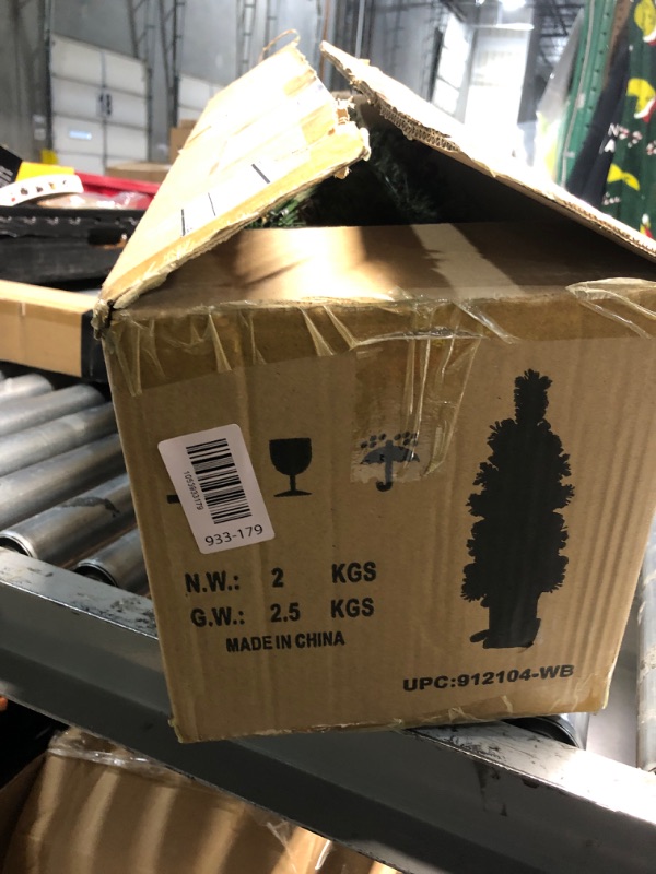 Photo 1 of ***STOCK PHOTO FOR REFERENCE ONLY***National Tree Company Leaves & Berries 35 Clear Lights 40in. Decorative Collection Magnolia Small Tree, 40 in, Green