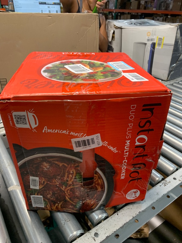 Photo 1 of ***FOR PARTS ONLY***
Instant Pot Duo Plus 9-in-1 Multicooker, Pressure Cooker, Slow Cook, Rice Maker, Steamer, Sauté, Yogurt, Warmer & Sterilizer, Includes App With Over 800 Recipes, Stainless Steel, 6 Quarts