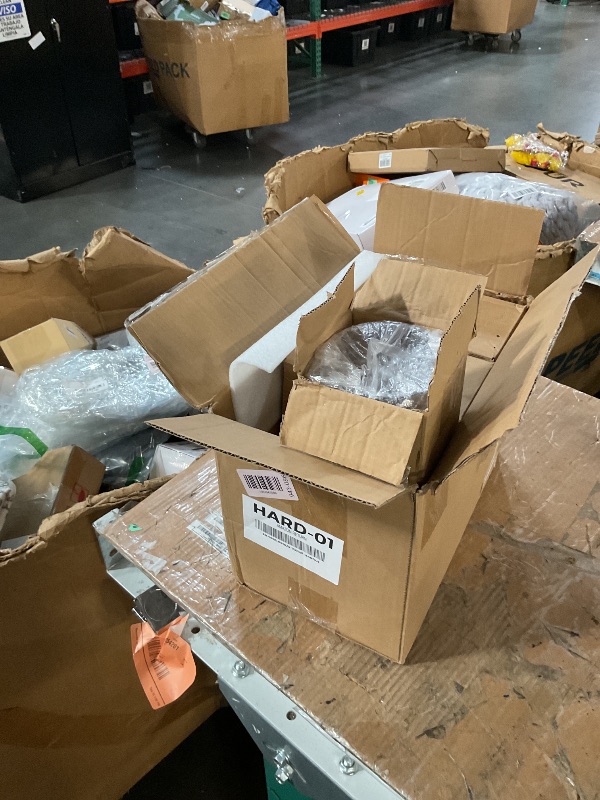 Photo 1 of **SEE NOTES** Ninehaoou 6 Pcs (H:7" W:4") Embossed Flower Vase Fall Pedestal Glass Vase Big Base Thickened Crystal Vintage Vases for Autumn Wedding Home Decor Table Centerpiece House Warming Gifts(Amber)