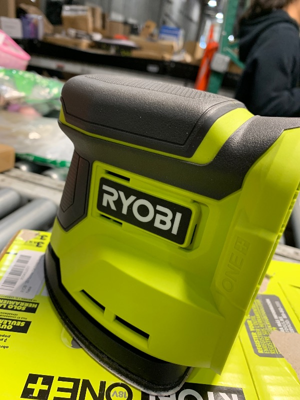 Photo 1 of (no battery)(see images) RYOBI 18V Corner Cat Finish Sander*FACTORYSEALED*