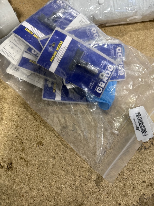 Photo 1 of 16-Pack Airless Paint Sprayer Tips Set with 1-Pair Gloves, Reversible Nozzle Tips & Seals for Painting Homes, Fences, Furniture - Fits Most Airless Paint Sprayers (Spray Range 2-14 Inches)