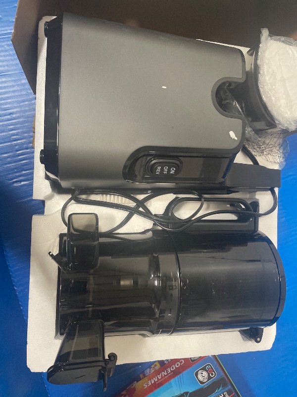 Photo 1 of **Missing tamper****Juicer Machines with 5.8" Large Feed Chute, Cold Press Juicer for Whole Vegetables and Fruits 400W, Slow Masticating juicer Easy to Clean Juice Extractor Machine High Juice Yield