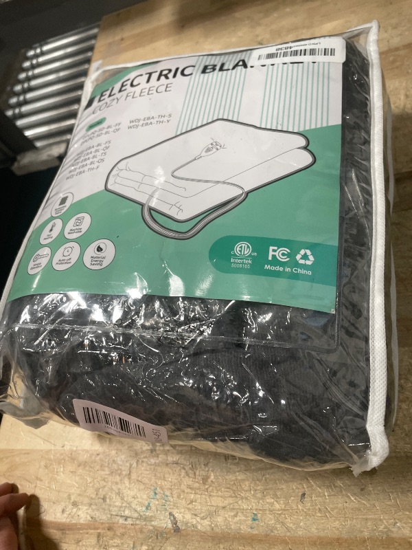 Photo 1 of ***PARTIAL SET/ MISSING POWER CORD*** Electric Heated Blanket 50"x60" Throw Size, Soft Coral Fleece with 4 Heating Levels and 3 Hours Auto-Off, Machine Washable, Cozy Plush Fabric for Home, Dark Gray