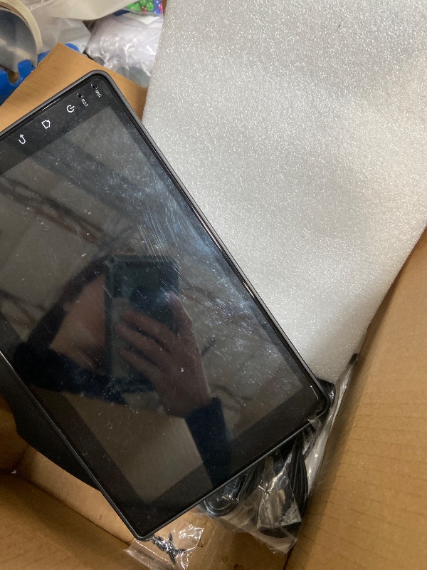 Photo 1 of [8 Core 4G+64G] Android 13 Car Stereo for Hyundai Veloster 2011-2015 with Wireless Apple Carplay Android Auto,9'' Touchscreen Car Radio with WiF/GPS Navigation,Bluetooth,FM/RDS,SWC+AHD Backup Camera