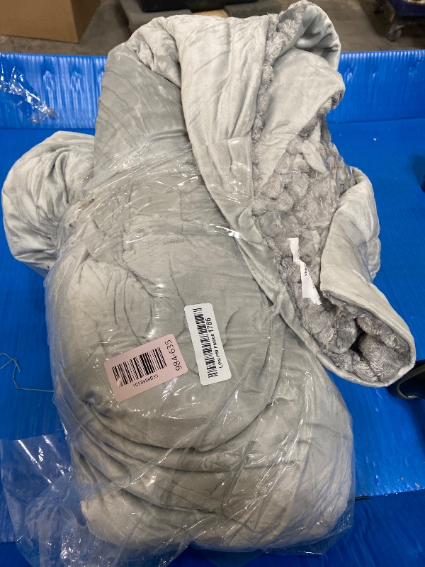 Photo 1 of **dirty***BEDELITE Fluffy King Size Comforter Set - Light Grey Fleece Soft Comforter for King Size Bed, Luxury Warm Bedding Set for Winter, Fuzzy Bed Set 3 Pieces (1 Comforter, 2 Pillowcases)