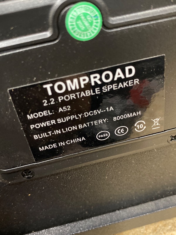 Photo 1 of ** NO REMOTE **
Portable Bluetooth Speakers 60W Big Powerful Wireless Loud Stereo Bass Sound Boombox Home Party Speaker with Subwoofer, FM Radio, LED Colorful Lights