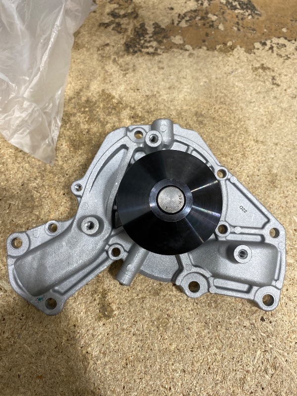 Photo 1 of 01099 TQR WATERPUMP FOR AVALON CAMRY