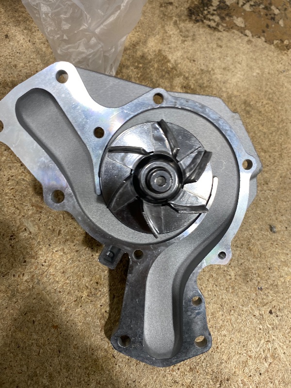 Photo 1 of 01099 TQR WATERPUMP FOR AVALON CAMRY