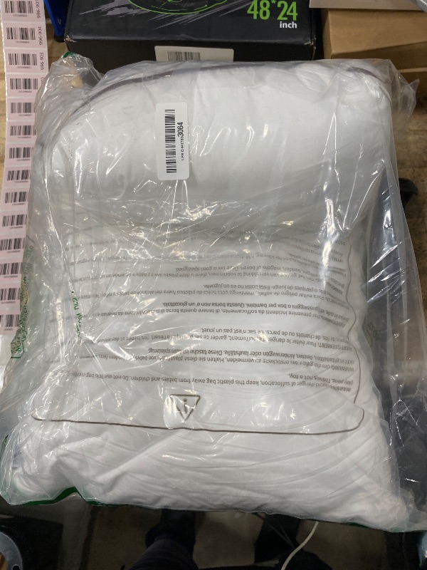 Photo 1 of **ONLY ONE PILLOW**Utopia Bedding Bed Pillows for Sleeping Standard Size (White), Set of 2, Soft & Fluffy Pillow with Down Alternative Filling, Cooling, Hotel Quality, Gusseted Pillow for Back, Stomach or Side Sleepers