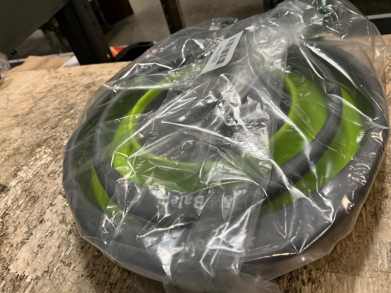 Photo 1 of "Balevi Collapsible Strainers for Kitchen - Collapsible Colander Set of 2 Made of Silicone - Collapsible Strainer with Little Pegs to Keep Food Elevated - Green"