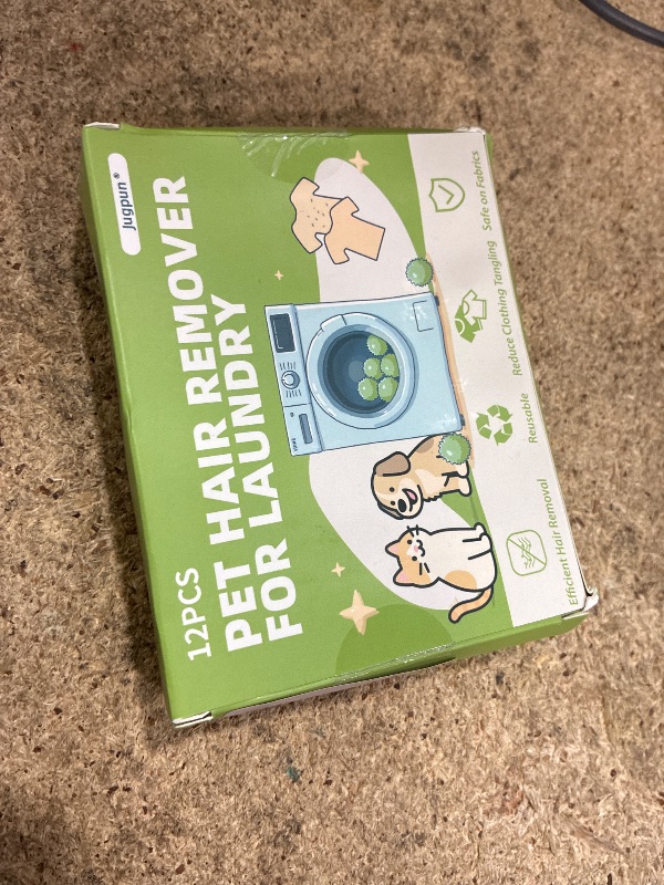 Photo 1 of 12 PCS Pet Hair Remover for Laundry, Reusable Dog & Cat Hair Remover for Laundry, Laundry Pet Hair Catcher for Clothes, Bedding, Won’t Damage Fabrics (Green)