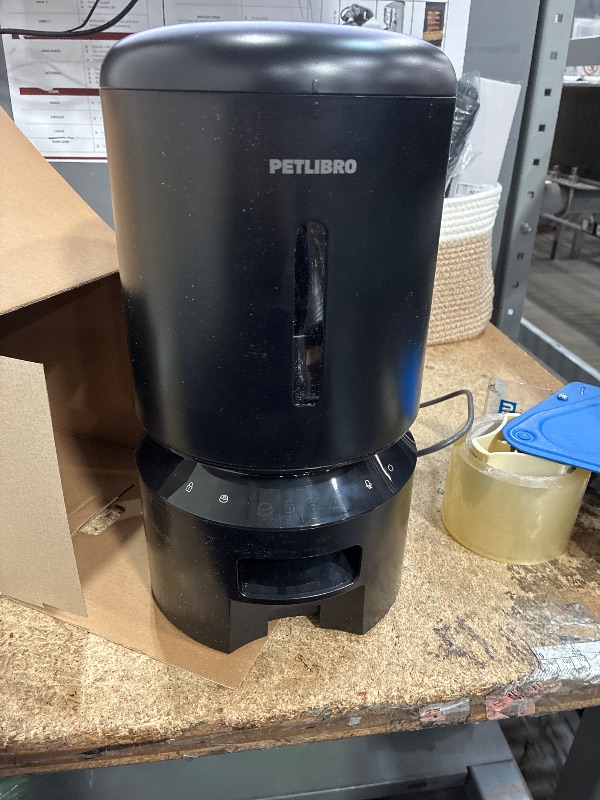 Photo 1 of ***FOR PARTS ONLY/ DISPENSER NON-FUNCTIONAL*** PETLIBRO Automatic Cat Feeder, 5G WiFi Automatic Dog Food Dispenser with Freshness Preservation, 5L Timed Pet Feeder with Low Food Sensor, Up to 10 Meals Per Day, Granary Black