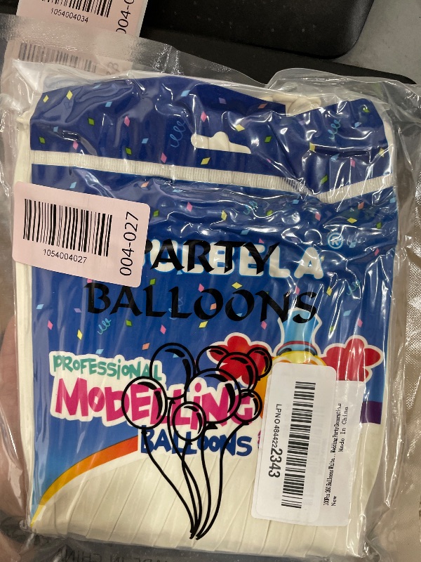 Photo 1 of 100Pcs 260 Balloons White Long Balloons for Balloon Garland Thickening Skinny Latex Twisting Balloon for Animals Modeling Christmas Birthday Wedding Party Decorations