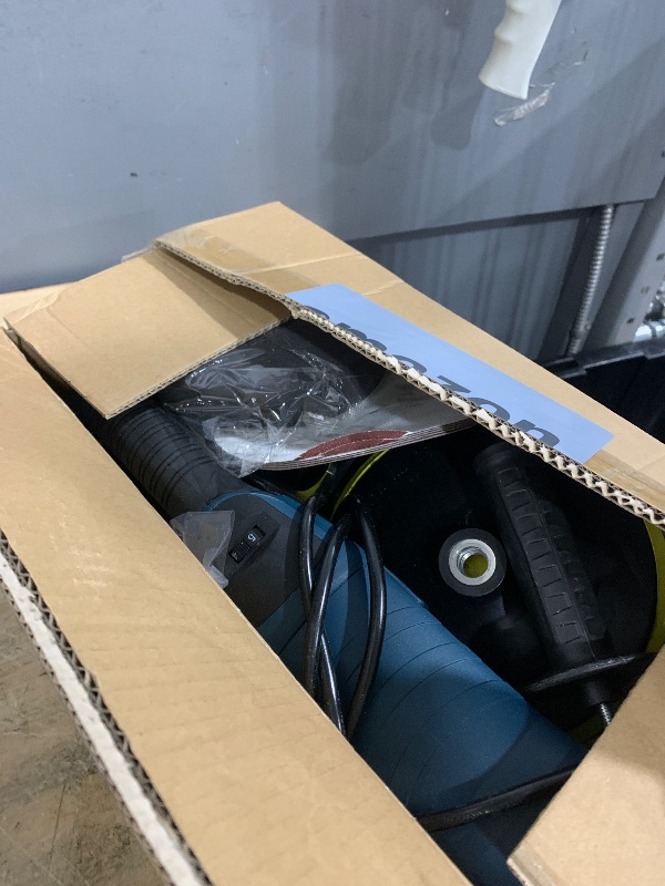 Photo 1 of ***************MISSING SOME ACCESSORIES***************
GEVEELIFE Buffer Polisher, 6 Inch/7 Inch 1600W Rotary Car Buffer Polisher Waxer, 7 Variable Speed 1000-3500 RPM, Detachable Handle for Car, Boat Sanding, Polishing, Waxing