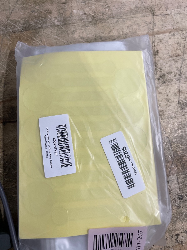 Photo 1 of (200Pcs)100pcs Translucent Plastic Bags/Bakery Bags with 100pcs Hand made Stickers for Cookie Cake Chocolate Candy Snack Wrapping Good for Bakery Party Supplies