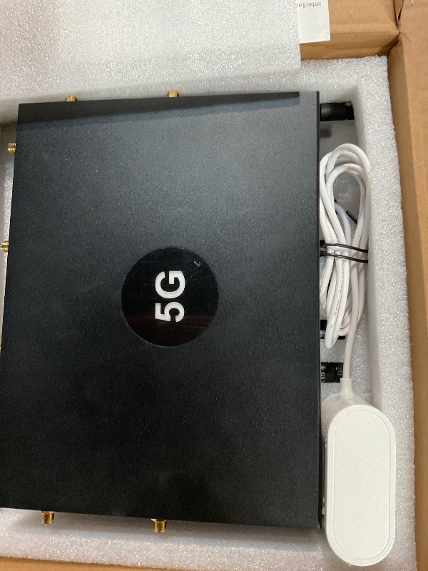 Photo 1 of ***SCRATCHED****UOTEK 5G SIM Card Router CPE, WiFi 6 5G Cellular Modem Dual Band NSA SA with SIM Card Slot for Smarthome Office Indoor High Speeed Wireless Router