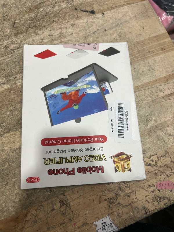 Photo 1 of 10-inch Phone Screen Magnifier, Foldable Phone Stand with Screen Magnification Function | Hands-Free Viewing of Enlarged Images (White)