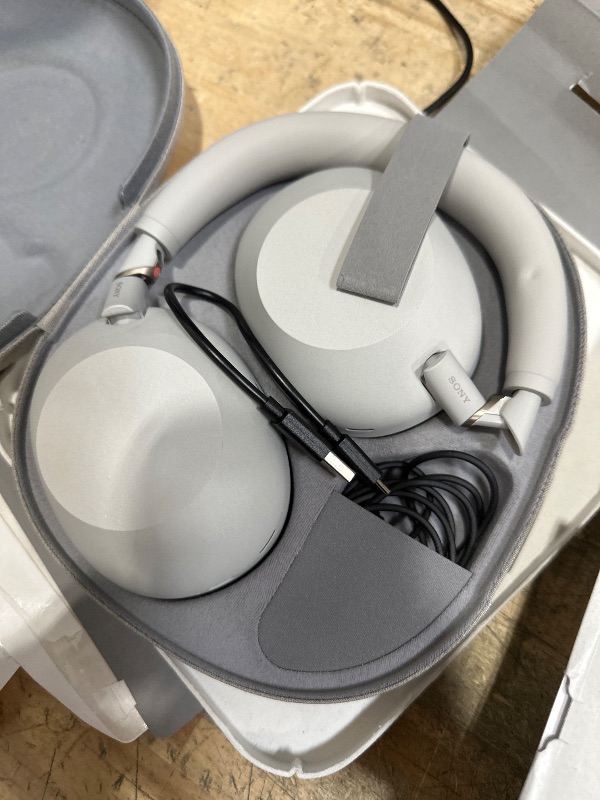 Photo 1 of ******PartS ONLY  NON FUNCTIONAL ********Sony WH-1000XM6 The Best Noise Canceling Wireless Headphones, HD NC Processor QN3, 12 Microphones, Adaptive NC Optimizer, Mastered by Engineers, Studio-Quality, 30-Hour Battery, Platinum Silver