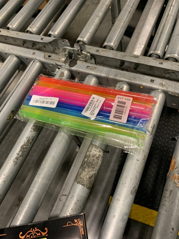 Photo 1 of [Angled Tips] 8 Pcs Reusable Boba Straws & Smoothie Straws - Multi Colors Jumbo Wide Reusable Straw, BPA FREE Food-Grade Plastic Straw for Bubble Tea(Tapioca, Boba Pearls), Milkshakes with 2 Brushes