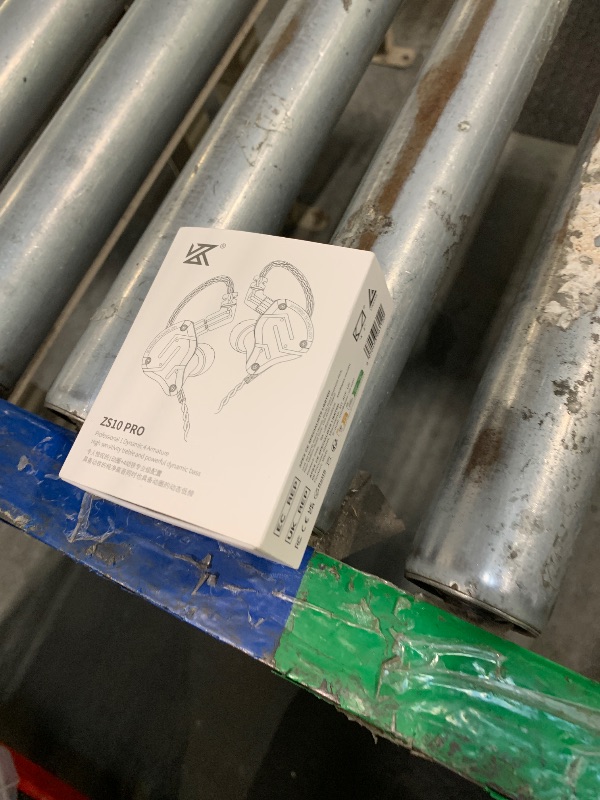 Photo 1 of *Minor Damaged*
Linsoul KZ ZS10 Pro, 4BA+1DD 5 Driver in Ear Monitor, HiFi Wired Earbuds, Gaming Earbuds, Hybrid IEM Earphones with Stainless Steel Faceplate, Detachable Cable for Musician(with Mic, Dark Black)