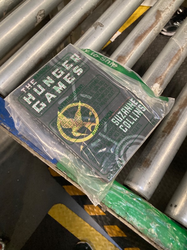 Photo 1 of *Minor Damage*
The Hunger Games (Book 1)