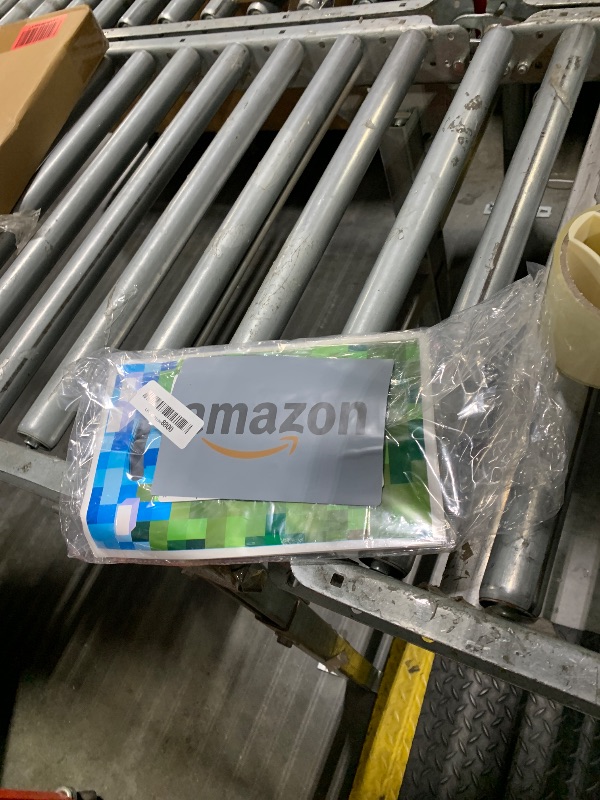 Photo 1 of **PARTIAL SET**
50pcs Party Favor Bags, Pixel Video Game Theme Gift Treat Bags Boom Plastic Candy Snack Bag with Handles for Kids Boys Girls Gamers Birthday Party Supplies (Blue, Green, Red)